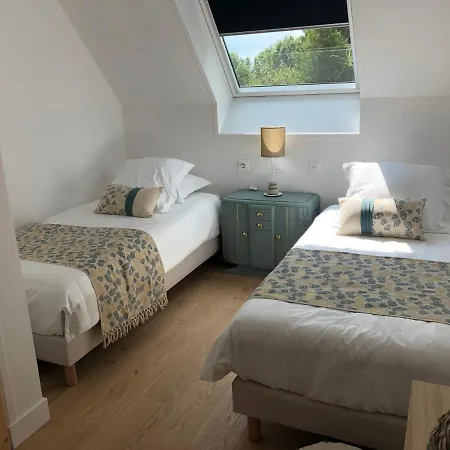 4 Places, Le Domaine De La Vallee Penzion